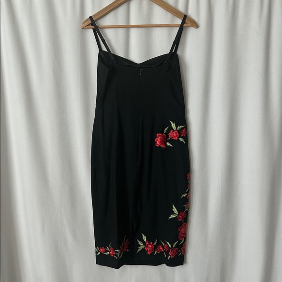 Karen Millen Sexy Black w/ Roses Spaghetti Straps Silk Sheath Dress **Sz 10** 🌹🌹 - Picture 2 of 7